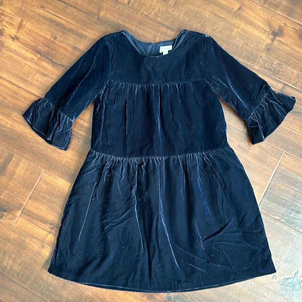 Gymboree girls dress size 7, deep navy blue velvet, tiered with bell sleeves!